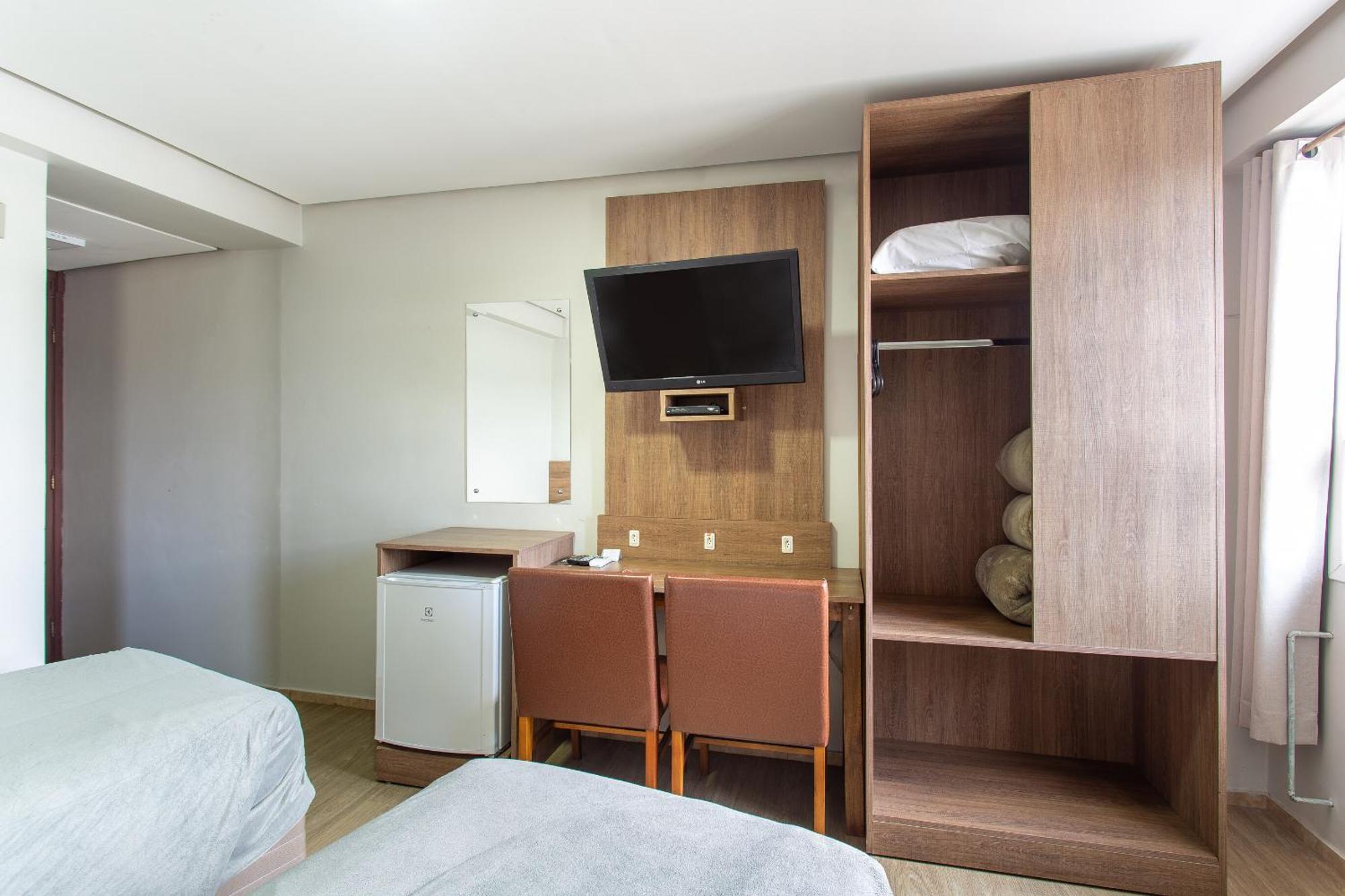 Hotel Dom Rafael Executivo Santa Maria  Bagian luar foto